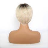 Korte Blonde Pruik | Perruque-Club