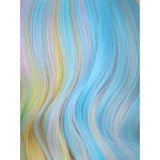 Geel met blauwe pruik