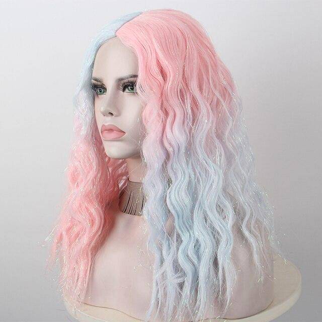 Gespleten haar pruik