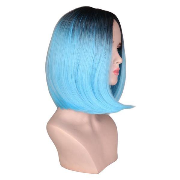 Zwart met blauwe pruik